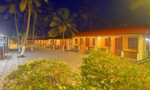 Blue Bay Beach Resort - Mahabalipuram