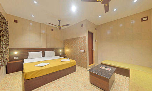 Blue Bay Beach Resort - Mahabalipuram